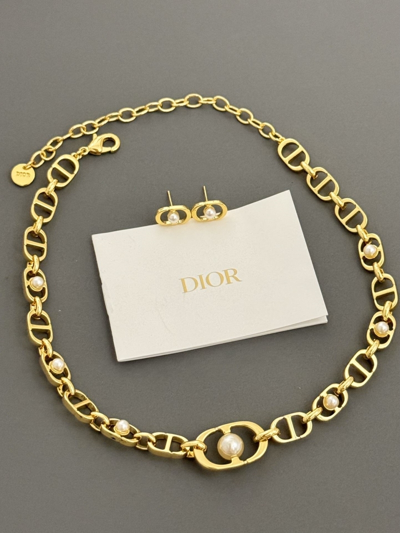 chr1st1an D10r necklaces